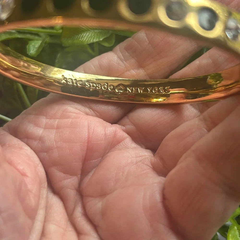 Kate Spade Bangle Bracelet SPOT the SPADE in original Pink Bag UNWORN - Picture 5 of 7